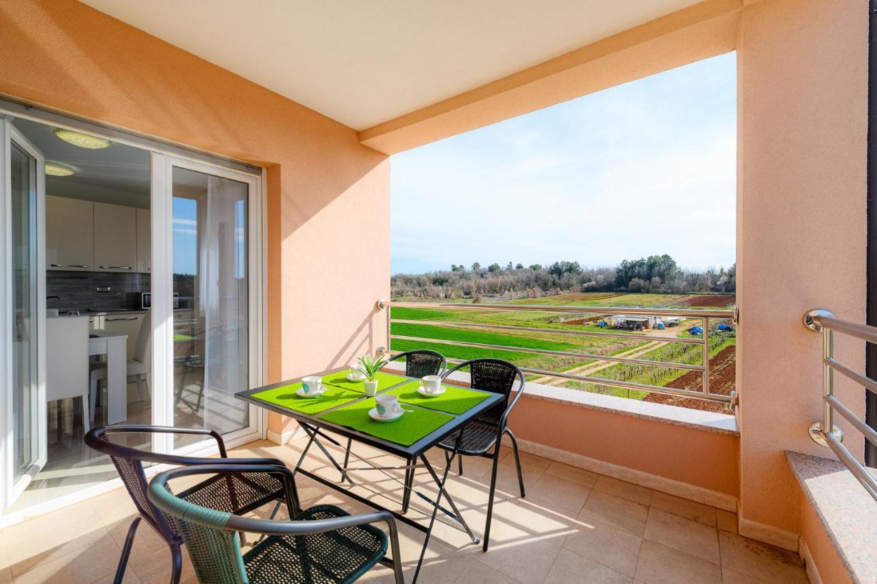 Stancija Amoroso Porec Apartments Екстер'єр фото