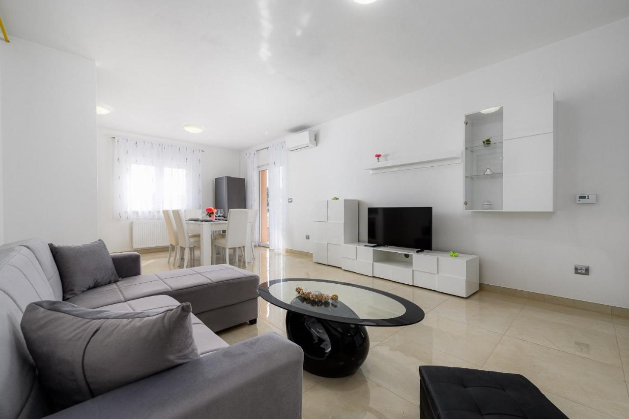 Stancija Amoroso Porec Apartments Екстер'єр фото