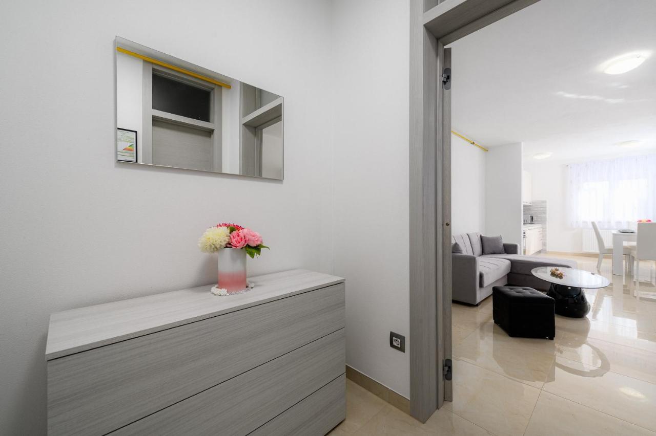 Stancija Amoroso Porec Apartments Екстер'єр фото