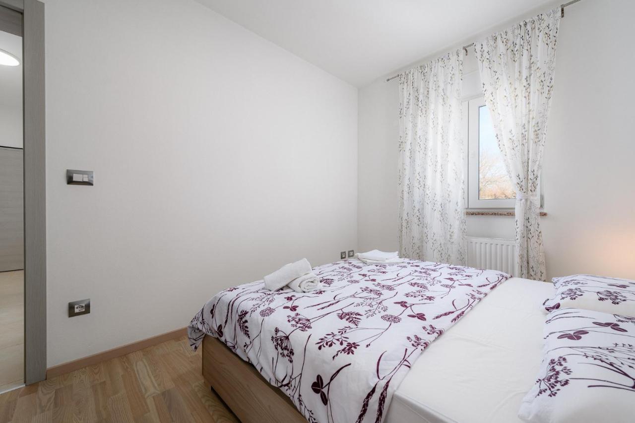 Stancija Amoroso Porec Apartments Екстер'єр фото